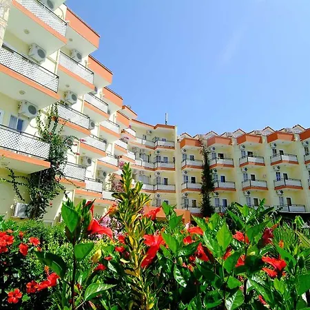 Szálloda Sailor's Park 3*