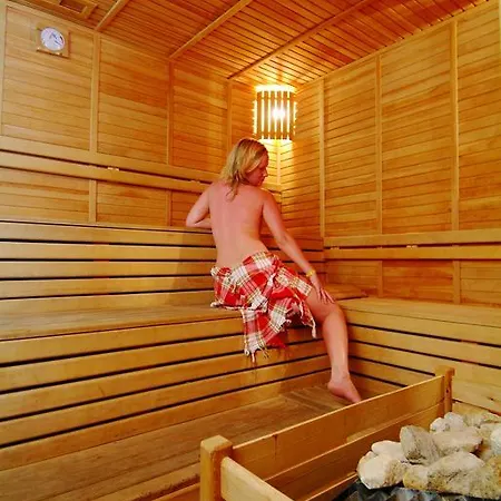 Sailor's Park Szálloda 3*